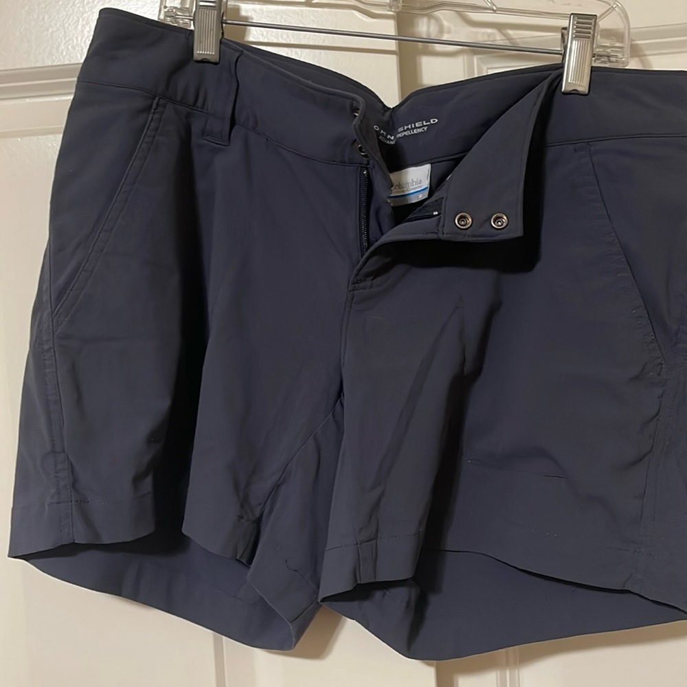Columbia hiking shorts. Blue/grey. Womens US 8